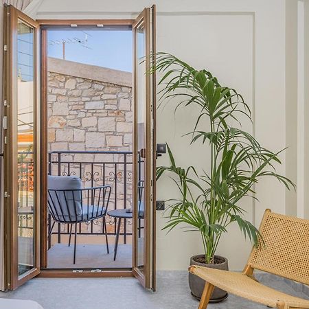 خيرسونِسوس Achatis Suites المظهر الخارجي الصورة