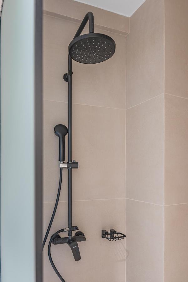 خيرسونِسوس Achatis Suites المظهر الخارجي الصورة