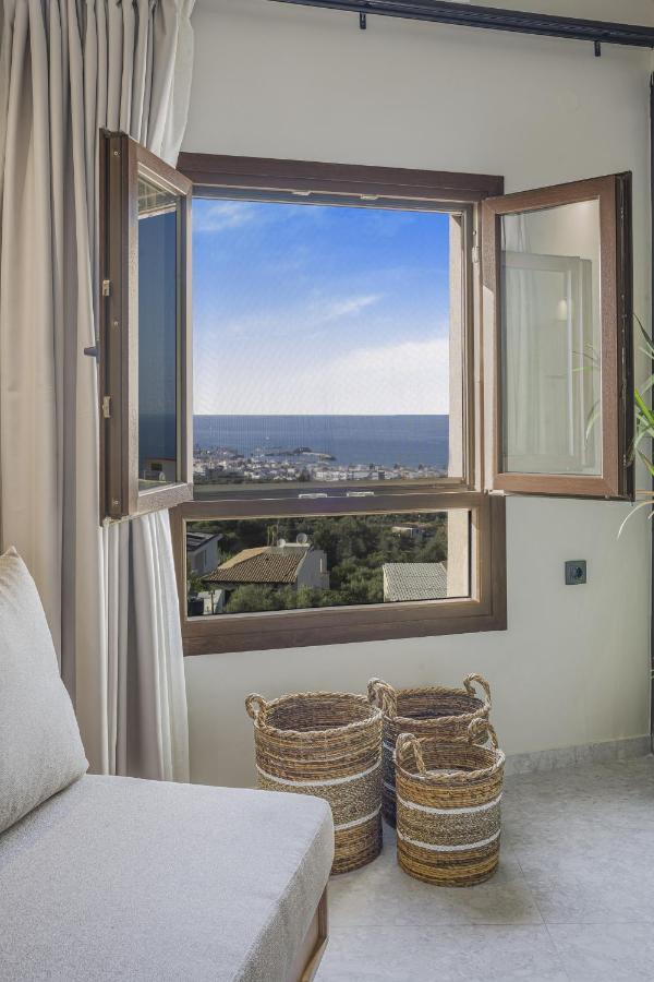 خيرسونِسوس Achatis Suites المظهر الخارجي الصورة