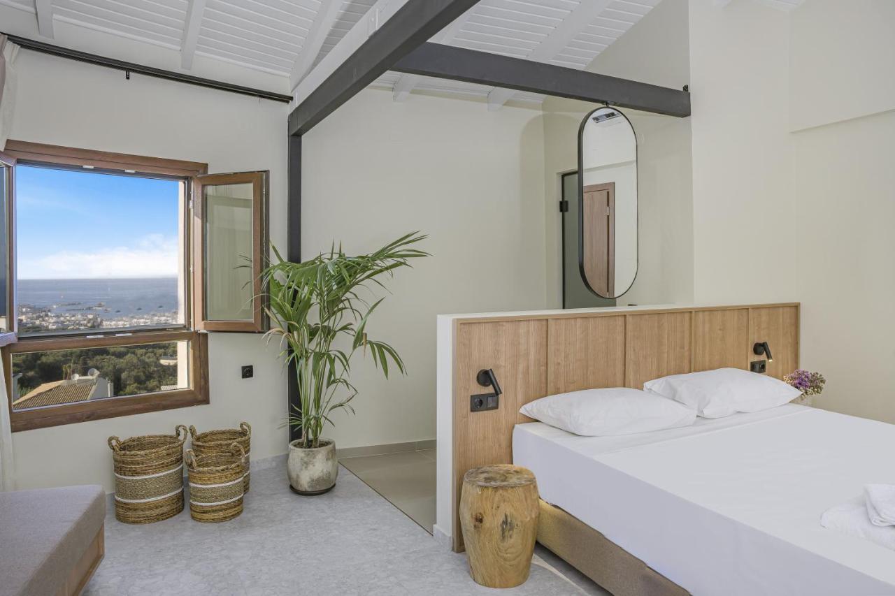 خيرسونِسوس Achatis Suites المظهر الخارجي الصورة